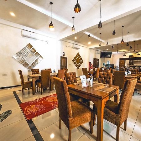 Hotel Northway Vavuniya 外观 照片