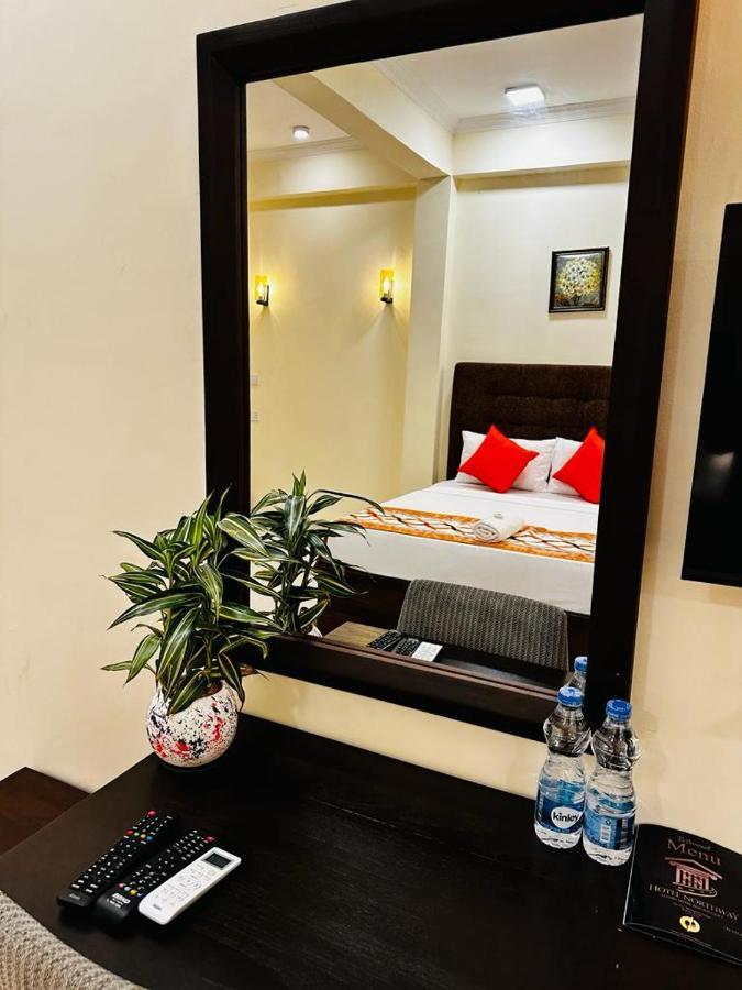 Hotel Northway Vavuniya 外观 照片
