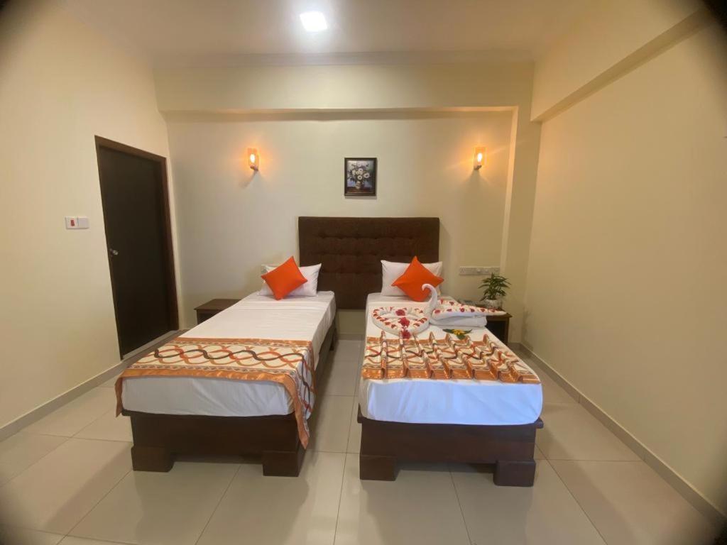 Hotel Northway Vavuniya 外观 照片
