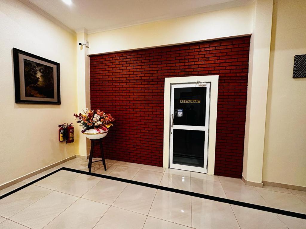Hotel Northway Vavuniya 外观 照片