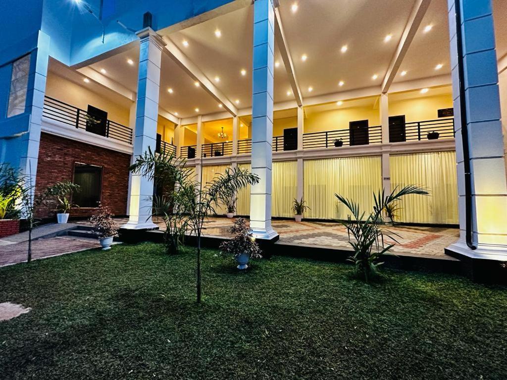 Hotel Northway Vavuniya 外观 照片