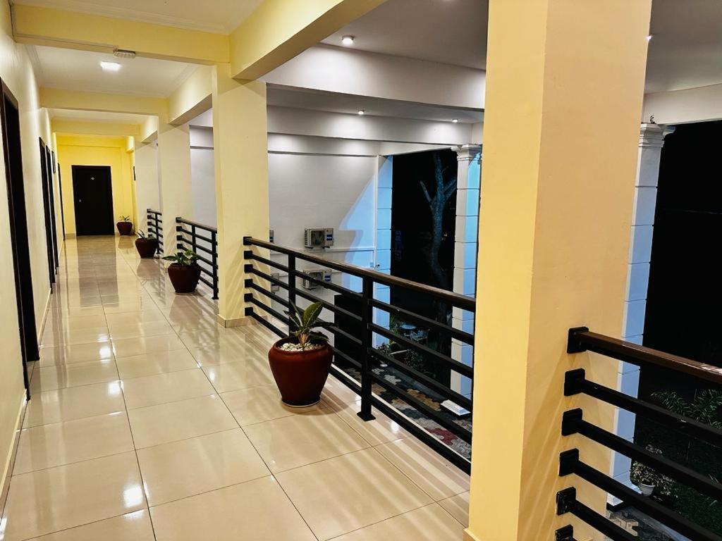 Hotel Northway Vavuniya 外观 照片