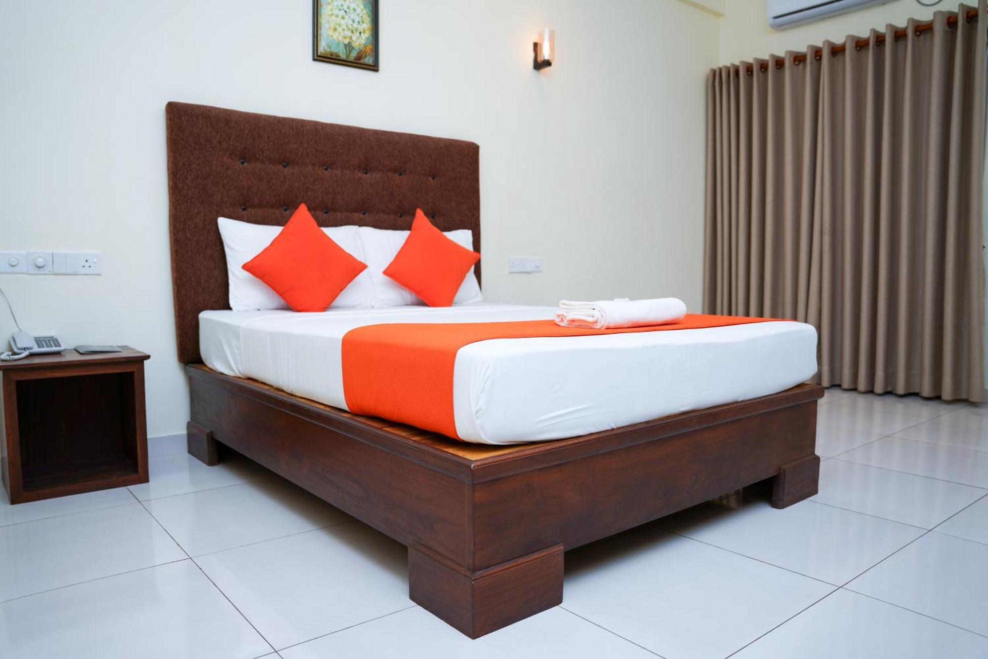 Hotel Northway Vavuniya 外观 照片